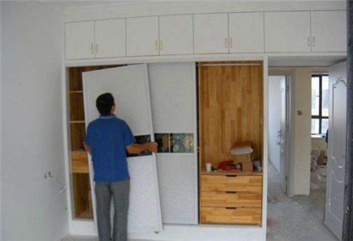 衣柜应该如何搬运和拆装？